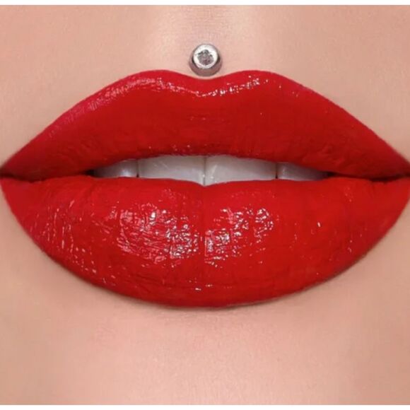 NWT Jeffree Star The Gloss – Red Affair – **SOLD OUT ONLINE** - Picture 4 of 9